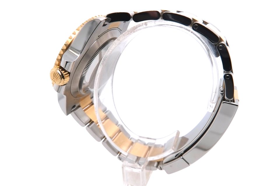 Rolex Submariner 116613 LB Image 2